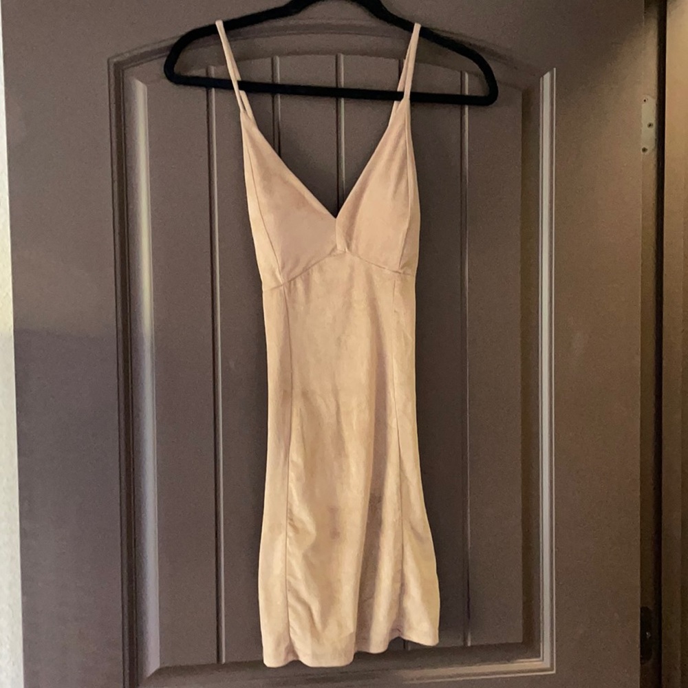 💫CLOSING SALE💫Tan suede cross cross back dress